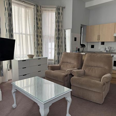 Devonshire House Holiday Flats Ήστμπορν Εξωτερικό φωτογραφία