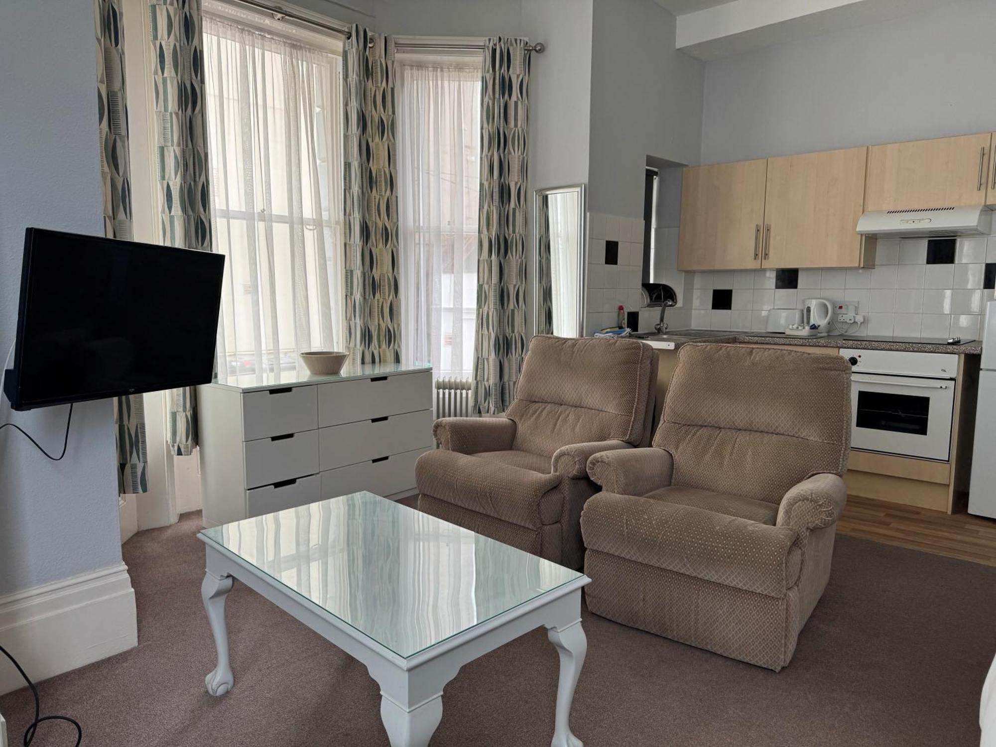 Devonshire House Holiday Flats Ήστμπορν Εξωτερικό φωτογραφία