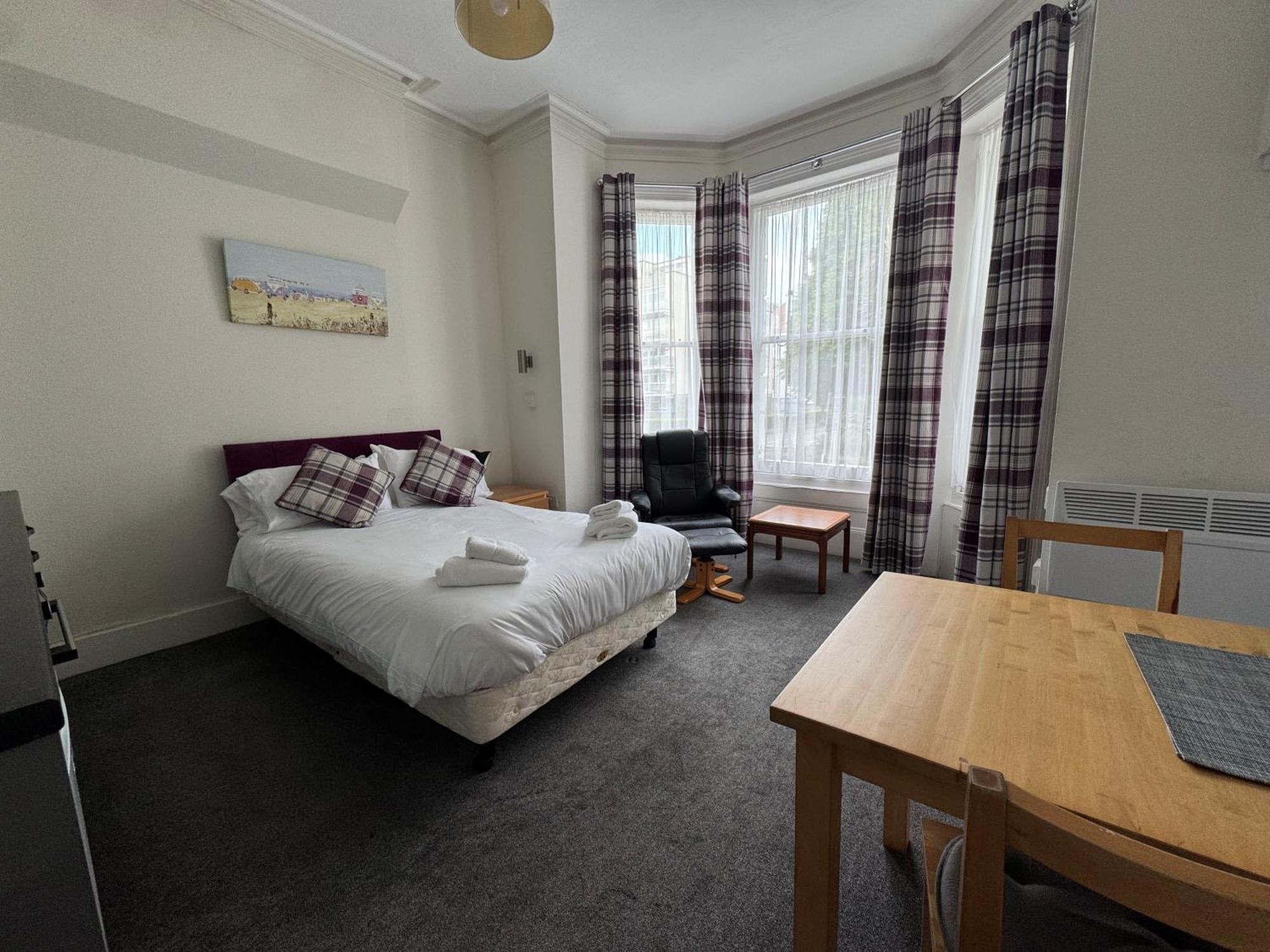 Devonshire House Holiday Flats Ήστμπορν Εξωτερικό φωτογραφία
