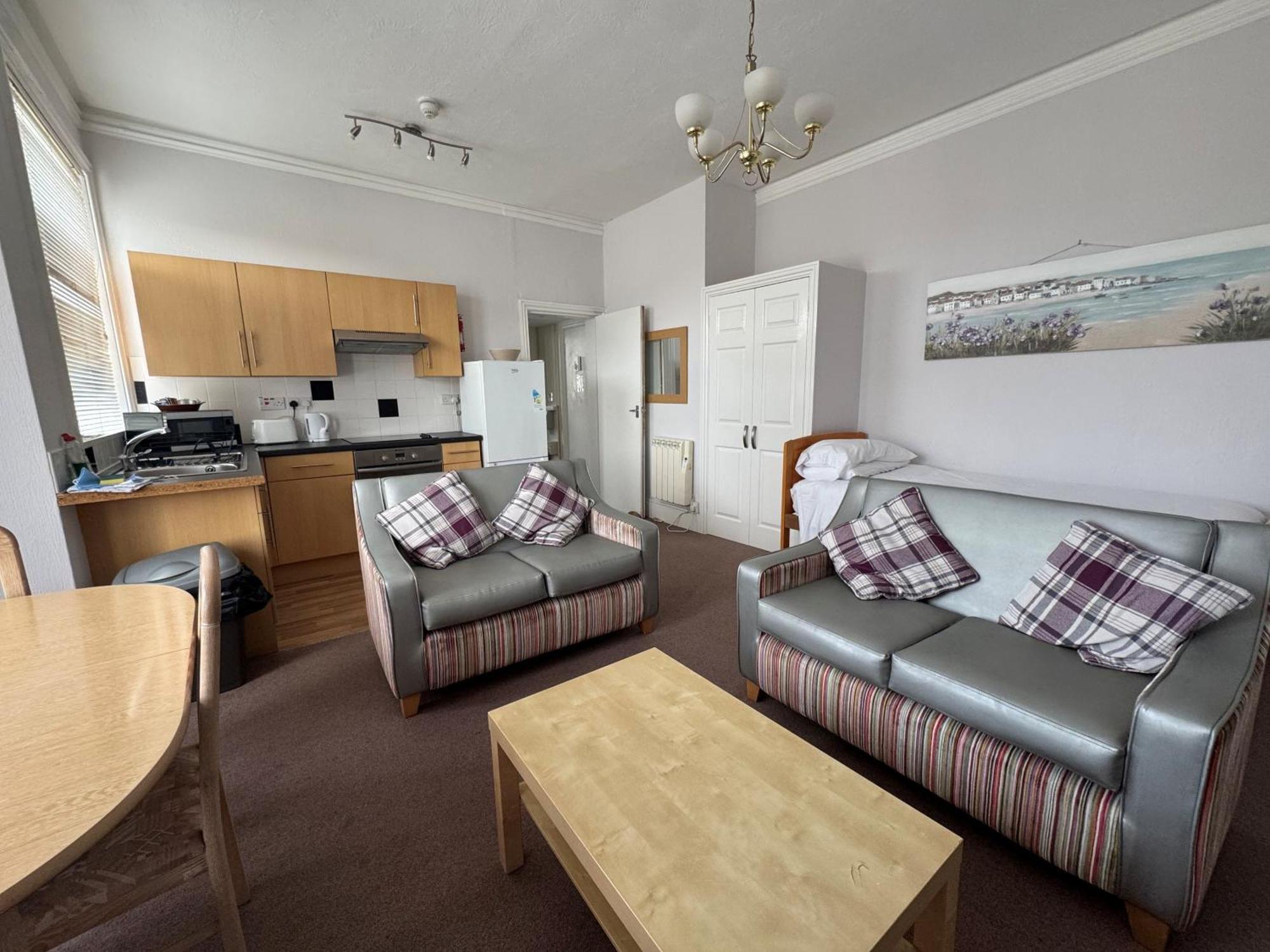 Devonshire House Holiday Flats Ήστμπορν Εξωτερικό φωτογραφία